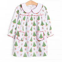  This dress features a Christmas tree print, a peter pan collar, and red picot trim. 