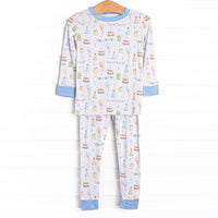  This set is made of the extremely soft, stretchy bamboo viscose fabric that feels like butter and features a blue birthday print. 