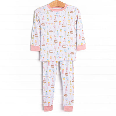  This set is made of the extremely soft, stretchy bamboo viscose fabric that feels like butter and features a pink birthday print. 