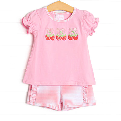 Strawberry Bundles Applique Short Set, Pink
