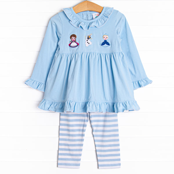 This legging set features long ruffle sleeves, coordinating leggings with blue stripes, and the sweetest princess sisters applique.